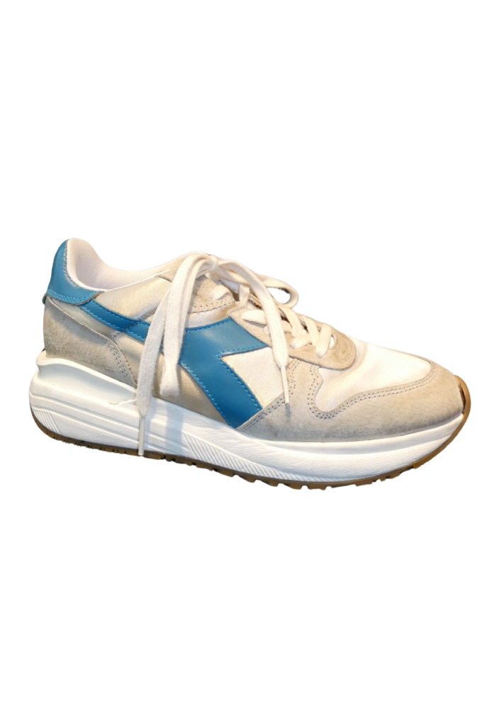 diadora